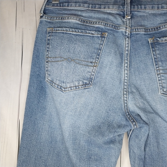 Lucky Brand Sweet 'N Straight Jeans - Picture 12 of 12